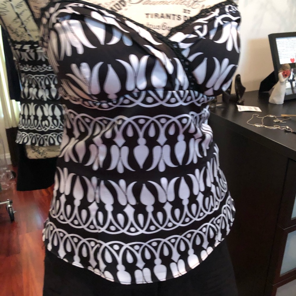 Black and White Top